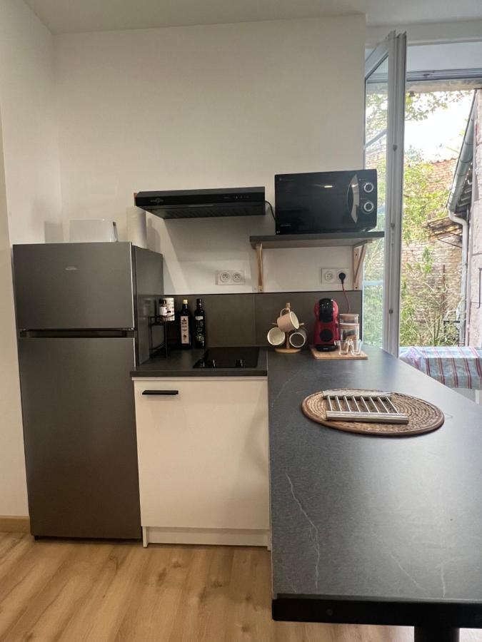 Le Bjorn - T1 Chaleureux Refait A Neuf - Centre Apartment Ниор Екстериор снимка